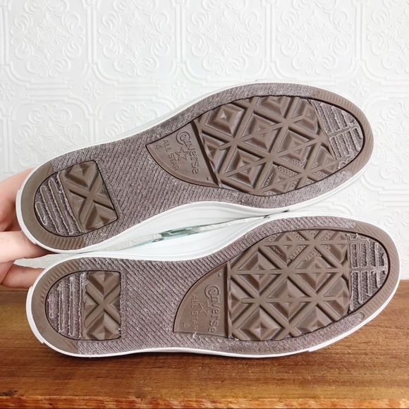 ❌SOLD❌ CONVERSE Chuck Taylors Eyelet Crochet Lace - Picture 12 of 12